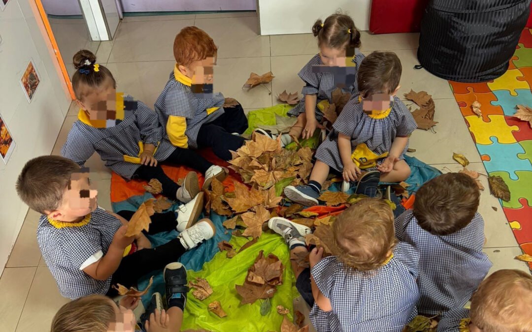 Aula Amarilla: ¡lluvia de hojas de otoño!